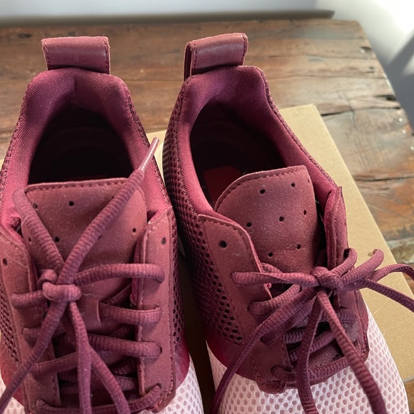 York Athletic “The Henry” shoes - Picture 4 of 14